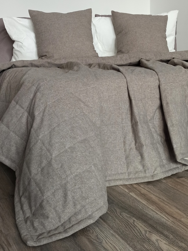 Комплект покрывало стеганое полуторное (160х220 см) + 2 наволочки 45х45 см. Коллекция "Меланж". Цвет серо-бежевый (серо-бежевый меланж) фото 4