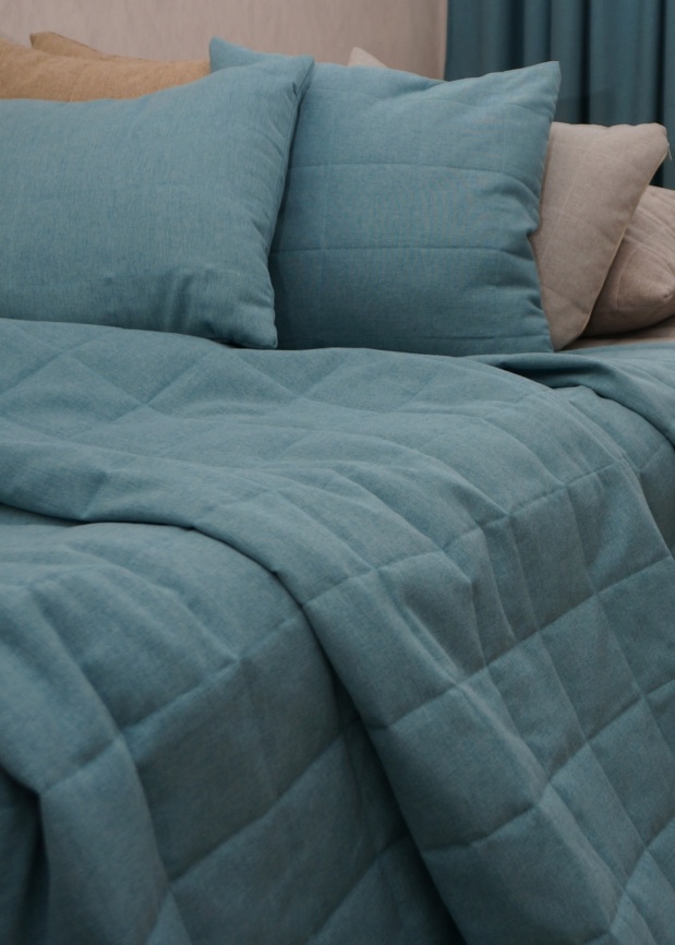 Комплект покрывало стеганое полуторное (160х220 см) + 2 наволочки 45х45 см. Коллекция "Меланж". Цвет бирюзовый (бирюзовый меланж) фото 4