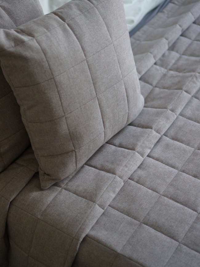 Наволочка декоративная. Коллекция  "Меланж". Цвет светло-бежевый (светло-бежевый меланж) фото 1